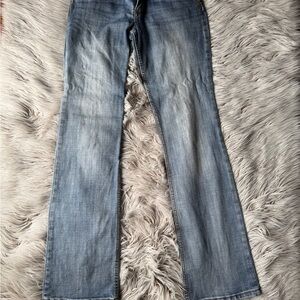 Classic Blue Women's Wrangler Jeans